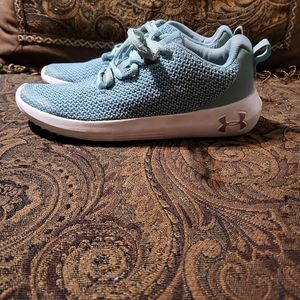 Girls youth Under Armour shoes